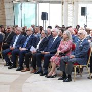 قداس عيد الأب في بكركي يكرّم أحد شهداء المديرية العامة للدفاع المدني