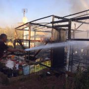اندلاع النيران في خيمة للنازحين السوريين في زحلة