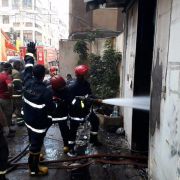 السيطرة على حريق معمل الخياطة ومستودع الأقمشة في حارة حريك