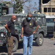 من عمليات الإطفاء والاخلاء والإنقاذ في موقع الانفجار في مرفأ بيروت