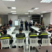 دورة تدريبية لتعزيز قدرات عناصر الدفاع المدني في مكافحة حرائق الغابات