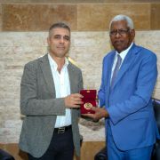 اليونيفيل تدعم الدفاع المدني: بحث مشاريع دعم وصيانة الآليات في القطاعين الشرقي والأوسط في جنوب لبنان