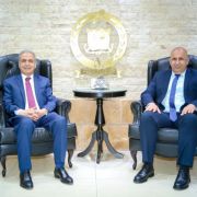 المدير العام للدفاع المدني يستقبل النائب السابق الدكتور قاسم عبد العزيز